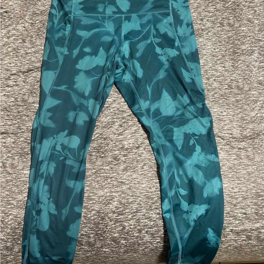 Jordan Teal Floral Women’s Leggings - NWOT